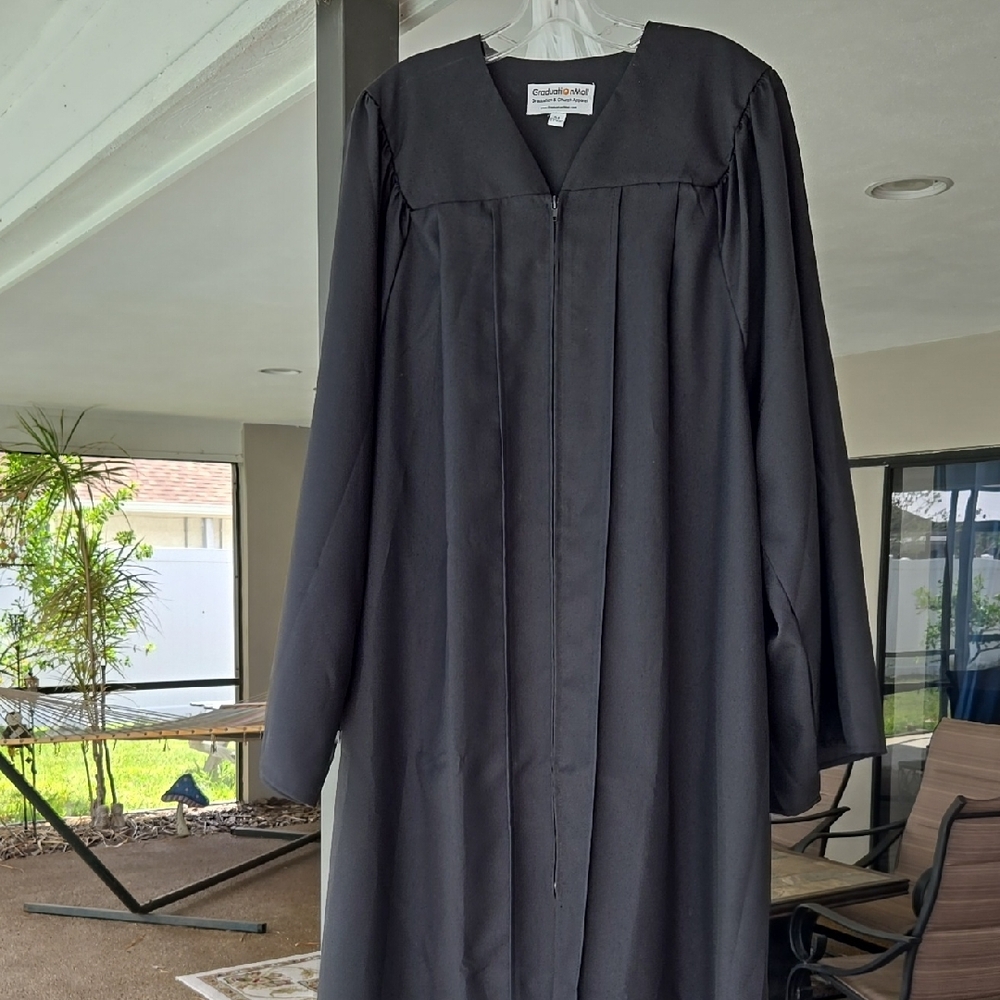 Graduation Black Full-Length Robe & Cap